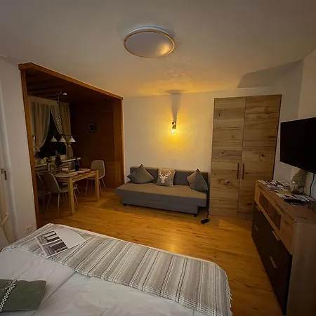 Seefelder Hirsch * זיפלד אין טירול